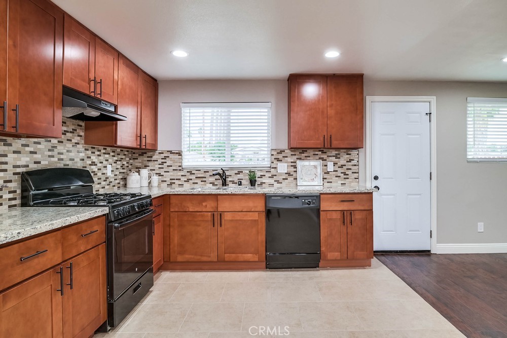1794 Davidson Property Photo 8
