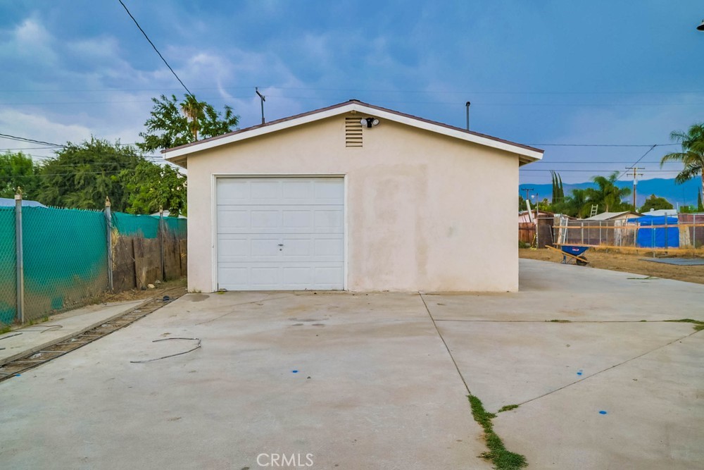 1794 Davidson Property Photo 20