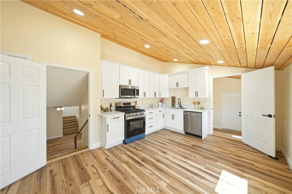 11498 Shahaptain Property Photo 10