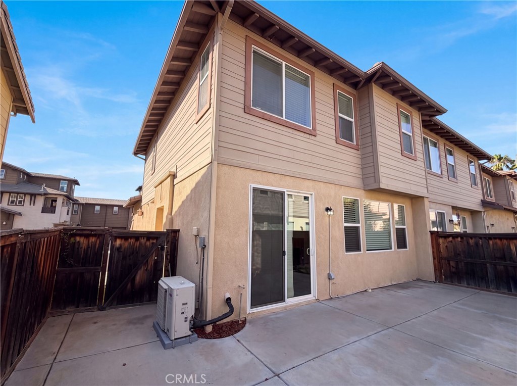 41534 King Palm Property Photo 5