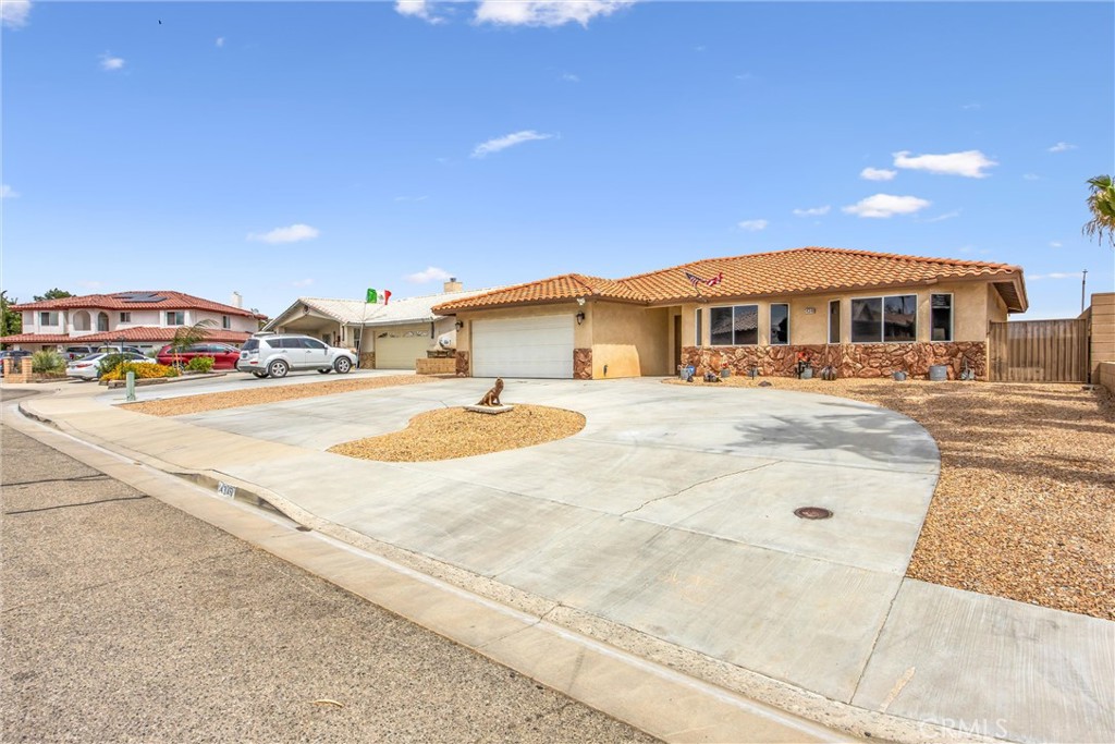 14348 Northpark Property Photo 4