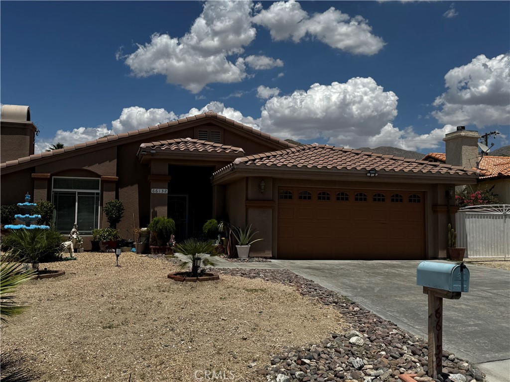66132 Avenida Cadena Property Photo 1