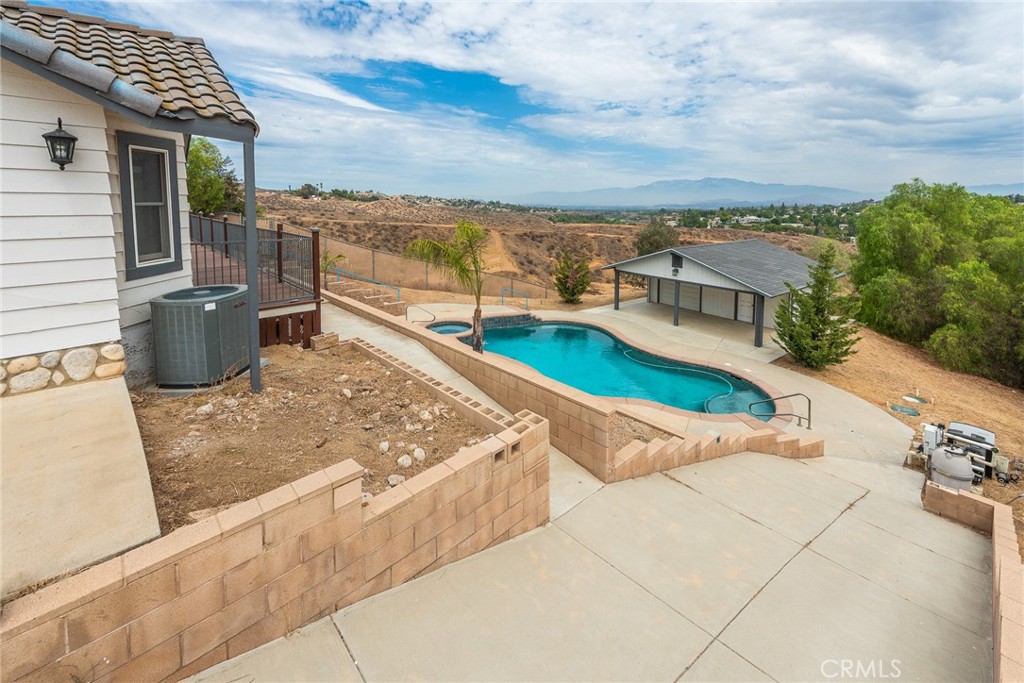 17033 Andromeda Property Photo 43