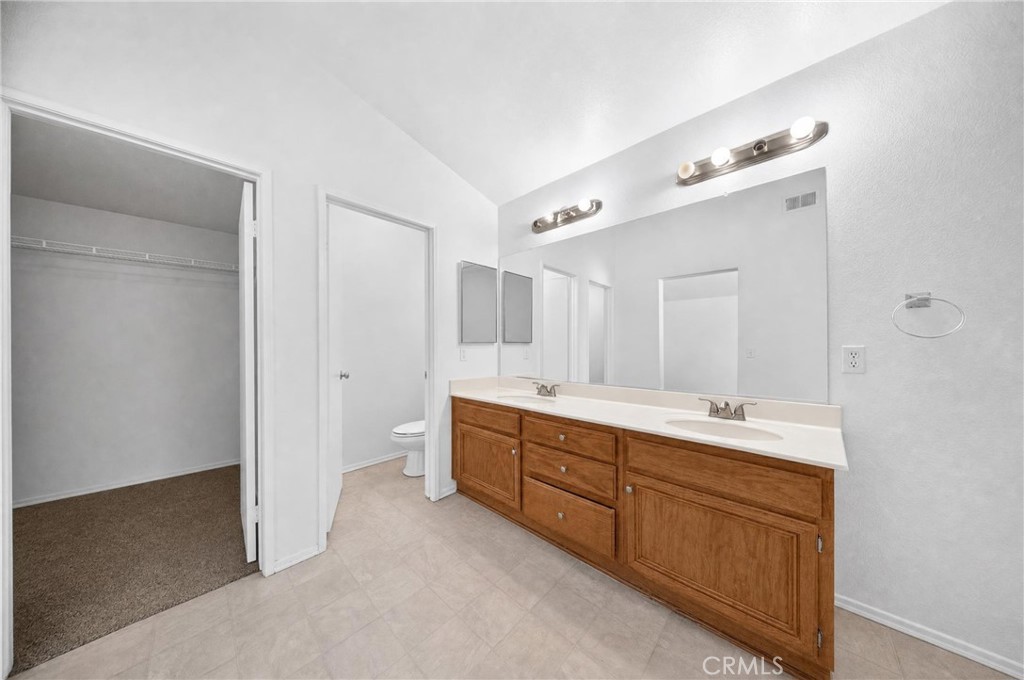 24600 Zuppardo Property Photo 17