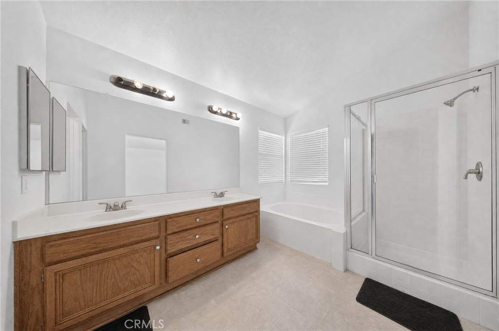 24600 Zuppardo Property Photo 27