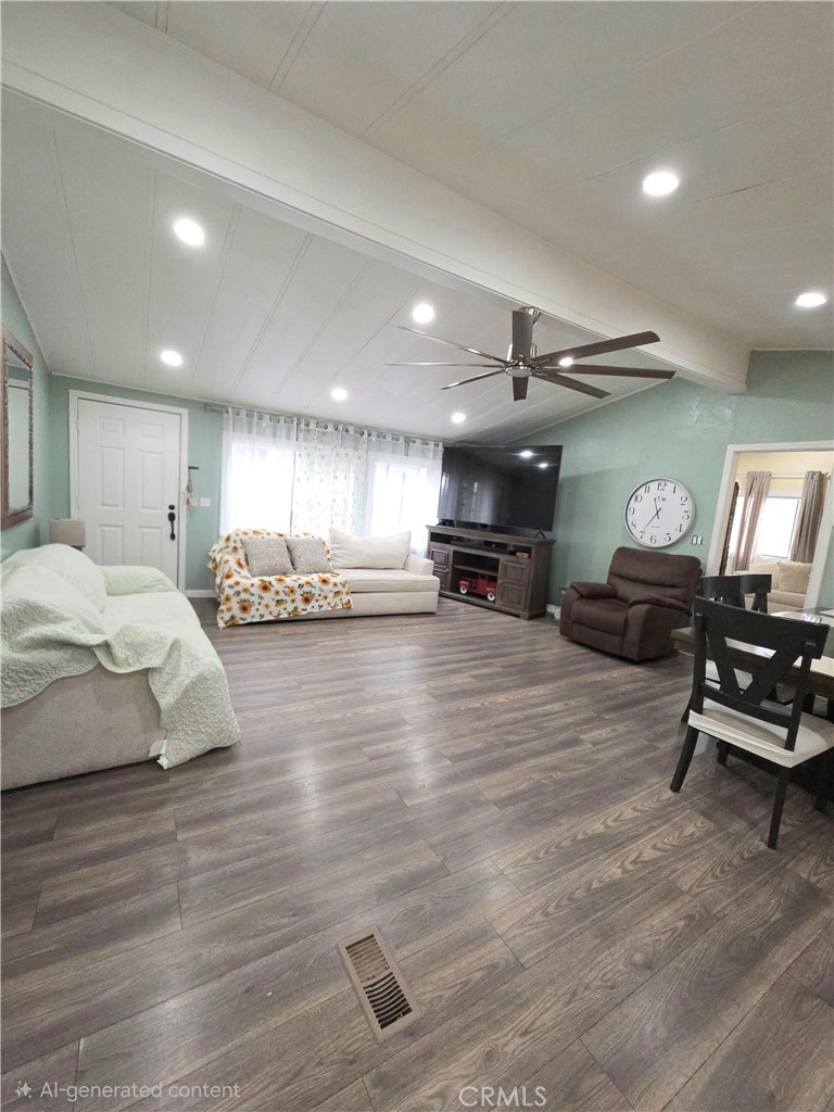 350 E San Jacinto Space 21 Property Photo 4