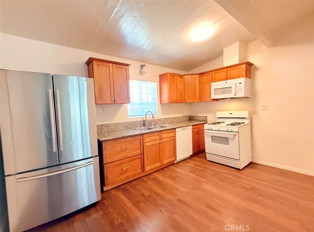 828 N Buena Vista Street A Property Photo 5