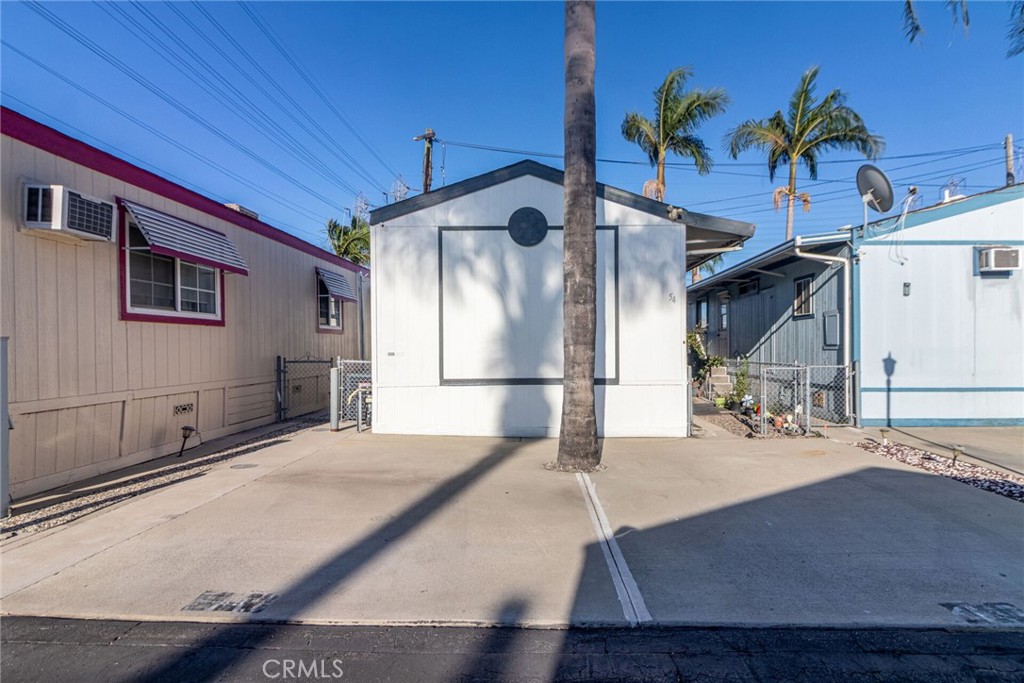 8811 Park 54 Property Photo 2