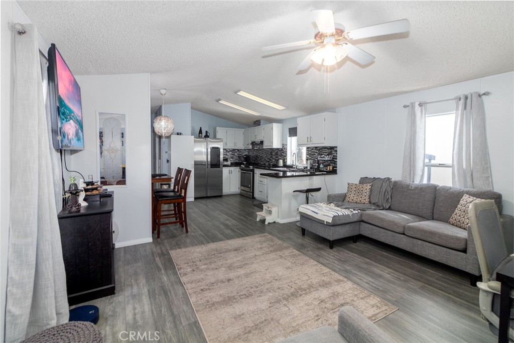 8811 Park 54 Property Photo 11