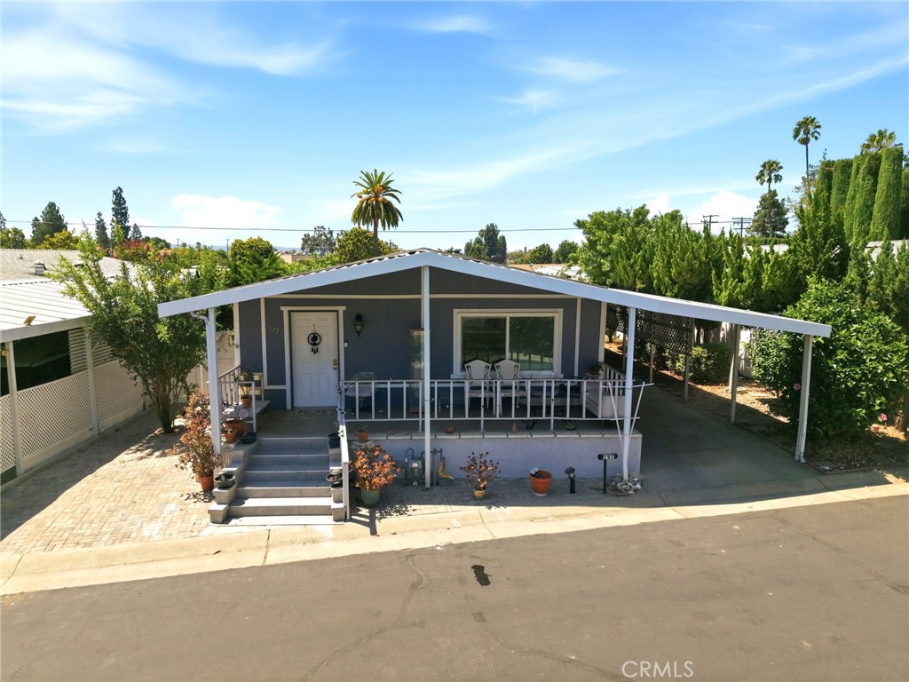 840 E Foothill Boulevard 197 Property Photo 2