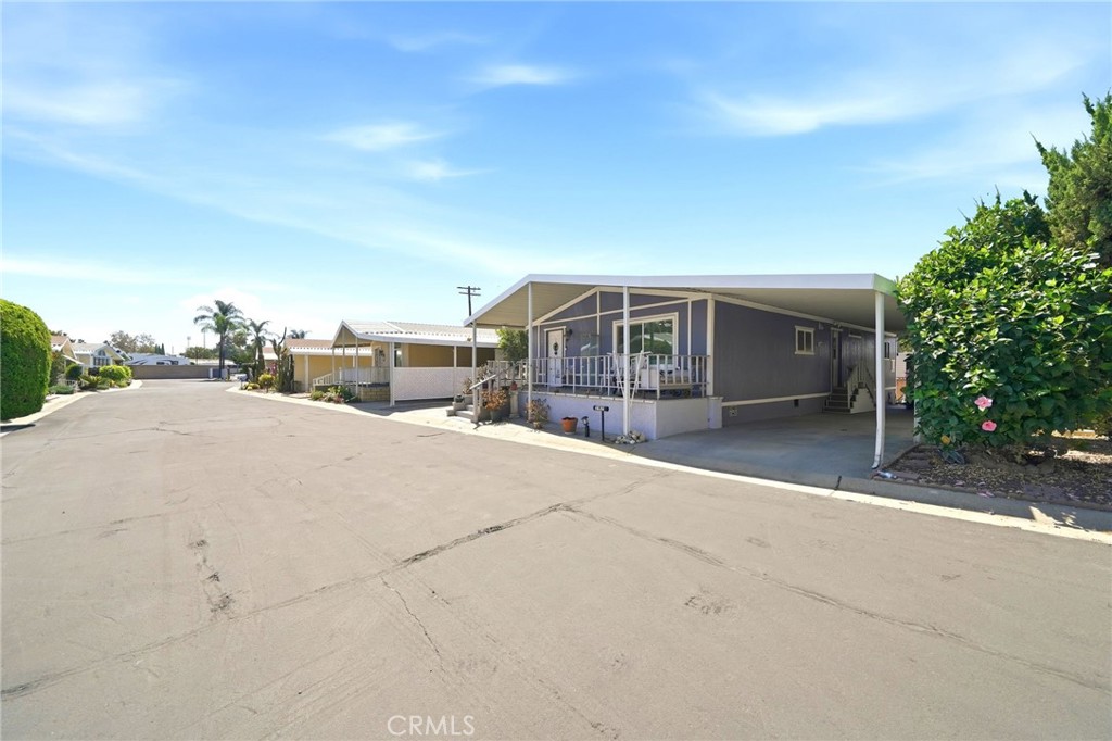 840 E Foothill Boulevard 197 Property Photo 3