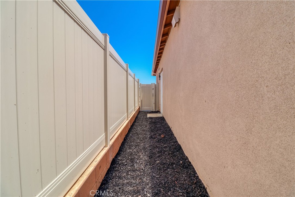 14433 Buvan Court Property Photo 13