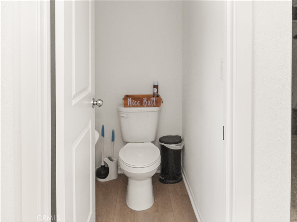 4728 Goldfinch Property Photo 9
