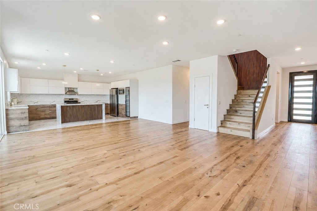 14433 Buvan Court Property Photo 7