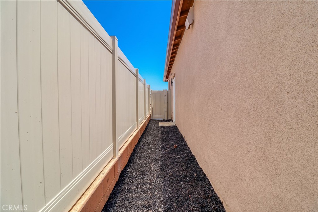14433 Buvan Court Property Photo 22