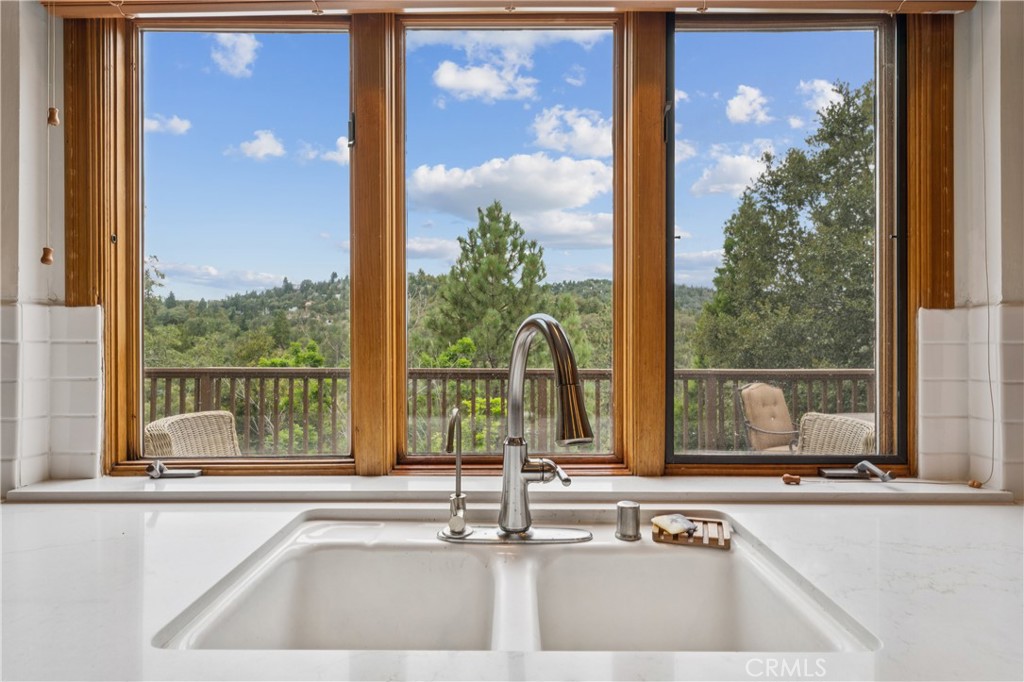 1611 Alberta Lane Property Photo 13
