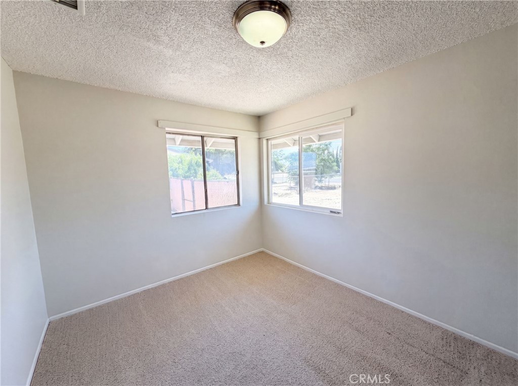 13191 El Rio Property Photo 4