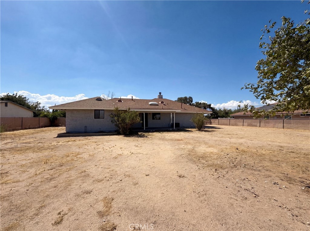 13191 El Rio Property Photo 5