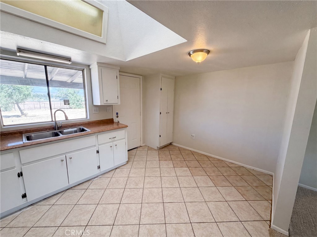 13191 El Rio Property Photo 6