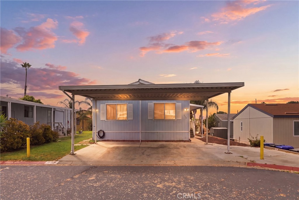 1855 E Riverside 390 Property Photo 1