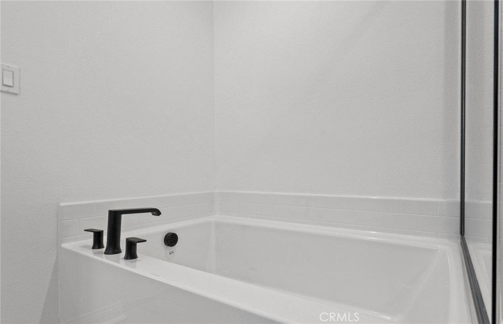 4246 East Flutter Privado Property Photo 30