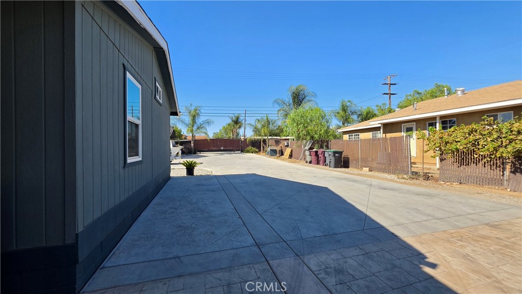 21975 Markham Street Property Photo 17