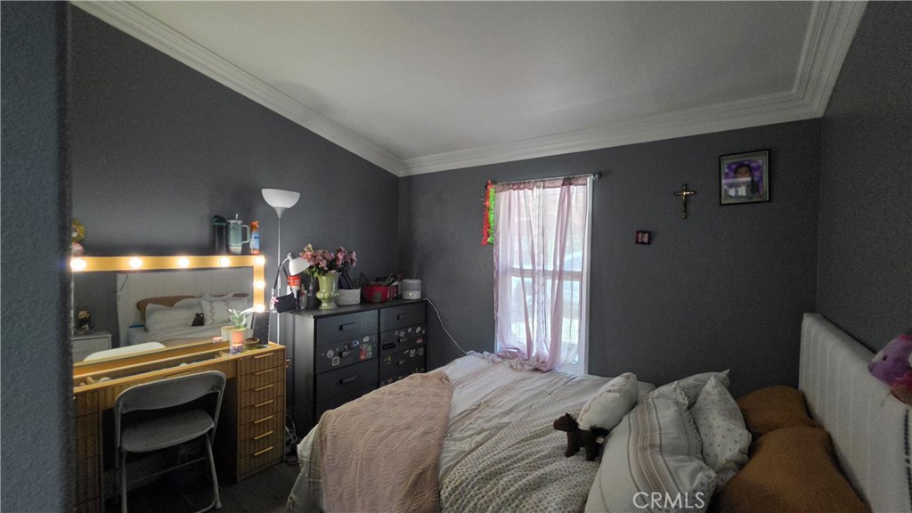 21975 Markham Street Property Photo 22