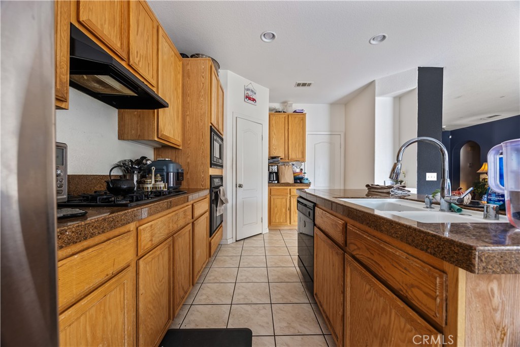 13166 Four Hills Way Property Photo 11