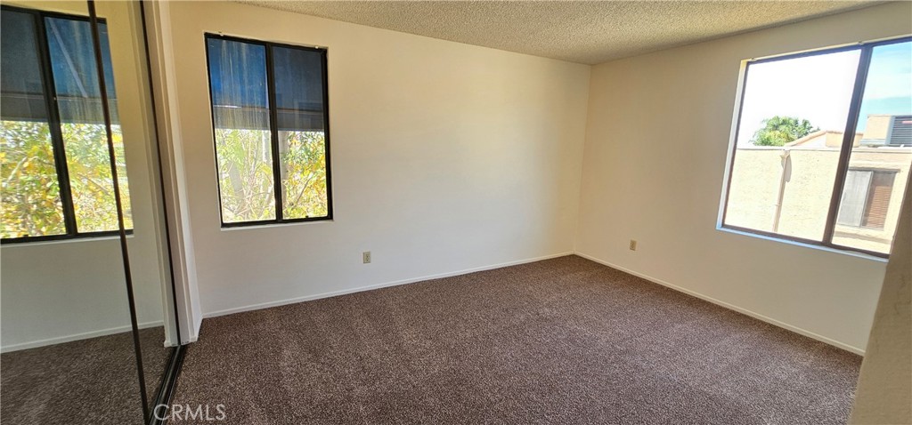 2265 Bradford Property Photo 7