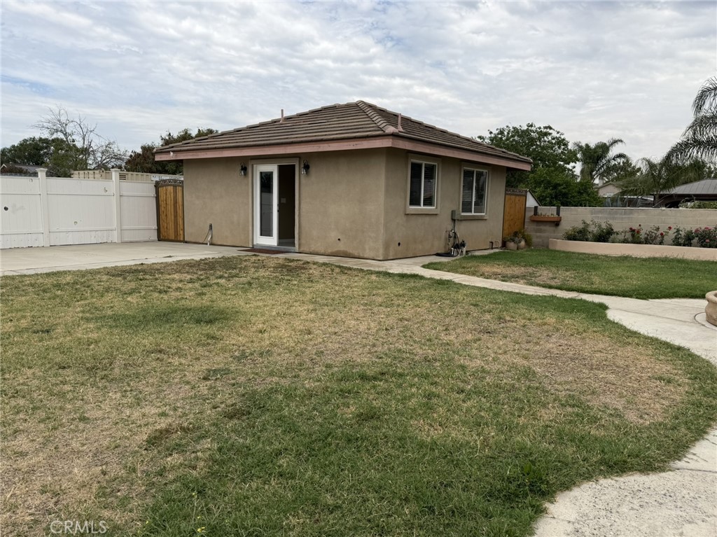 7654 Alder Avenue Property Photo 2