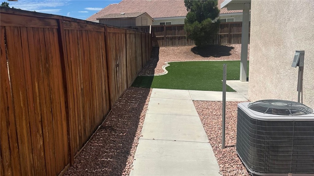 14760 Sandstone Property Photo 24