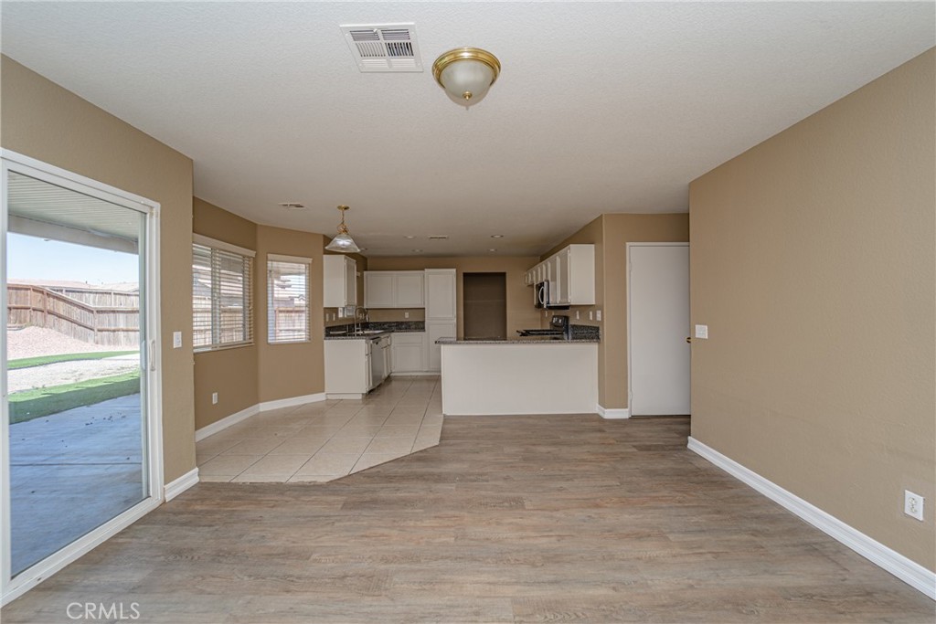 14760 Sandstone Property Photo 31