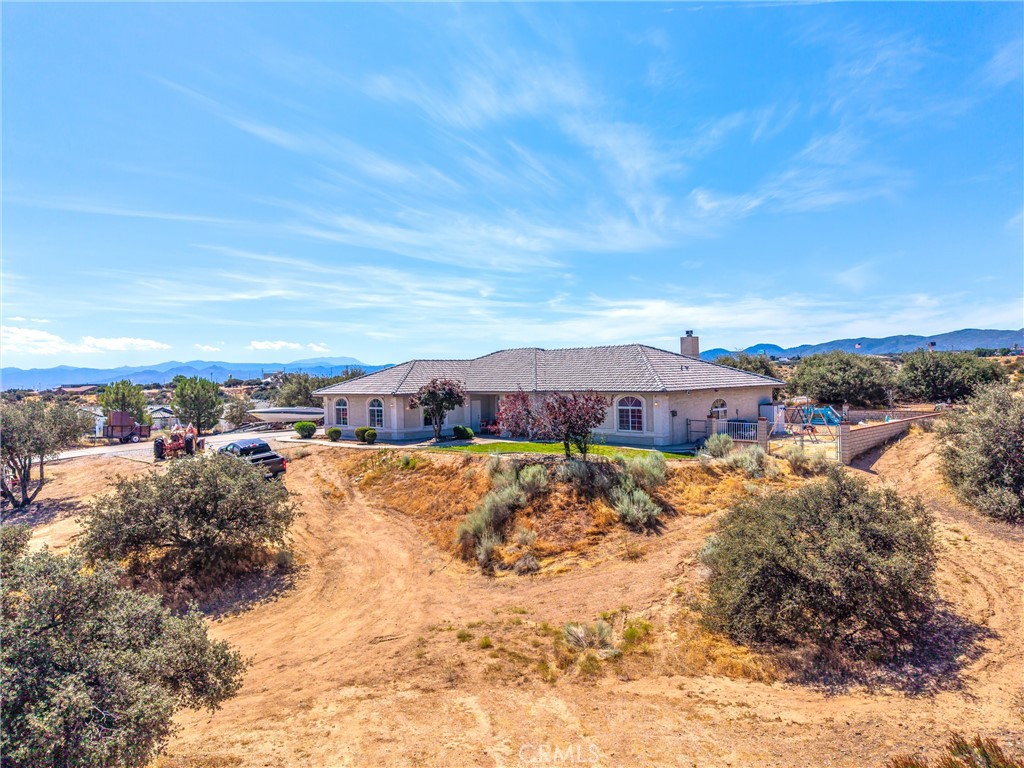 10505 Canyon Property Photo 4