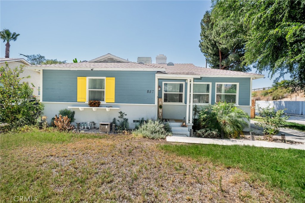 857 W 25th Street Property Photo 3