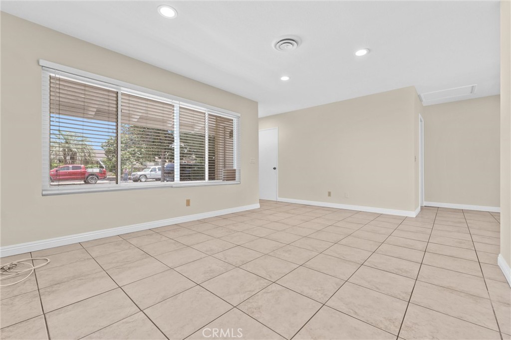 451 Magnolia Circle Property Photo 5