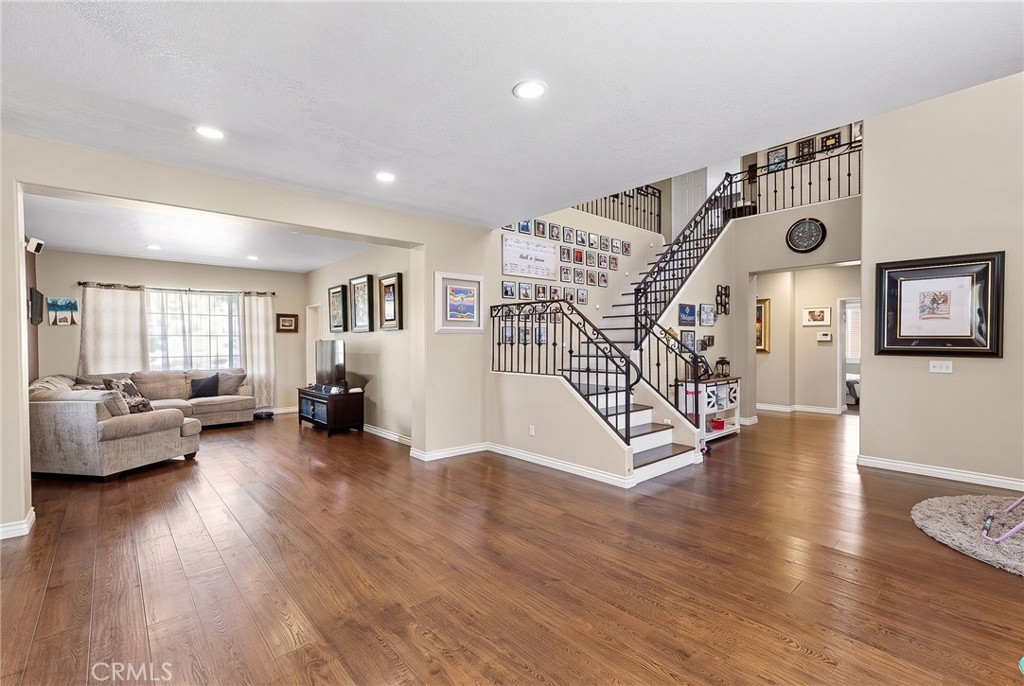 5130 Congemi Court Property Photo 8