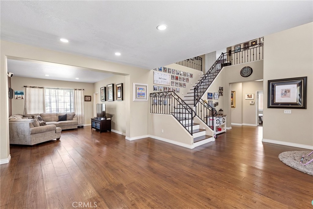 5130 Congemi Court Property Photo 8
