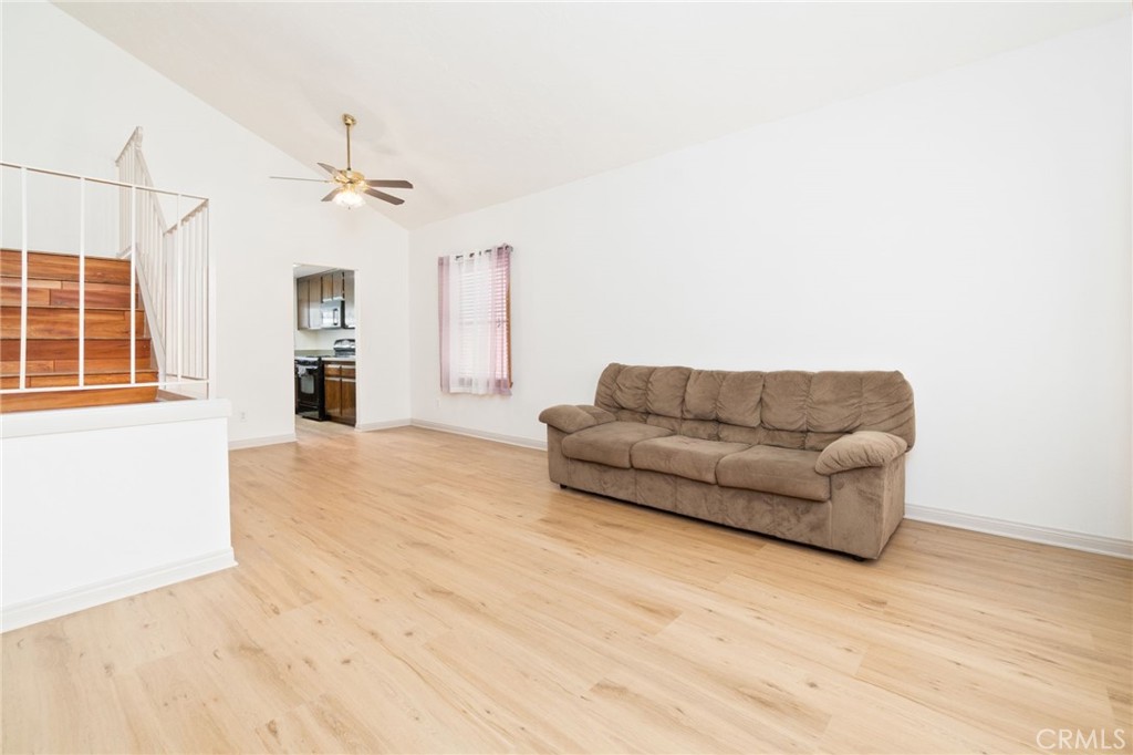 17212 Mariana Property Photo 3