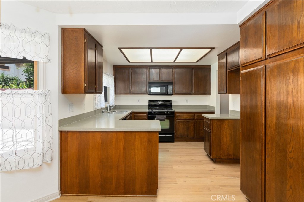 17212 Mariana Property Photo 9