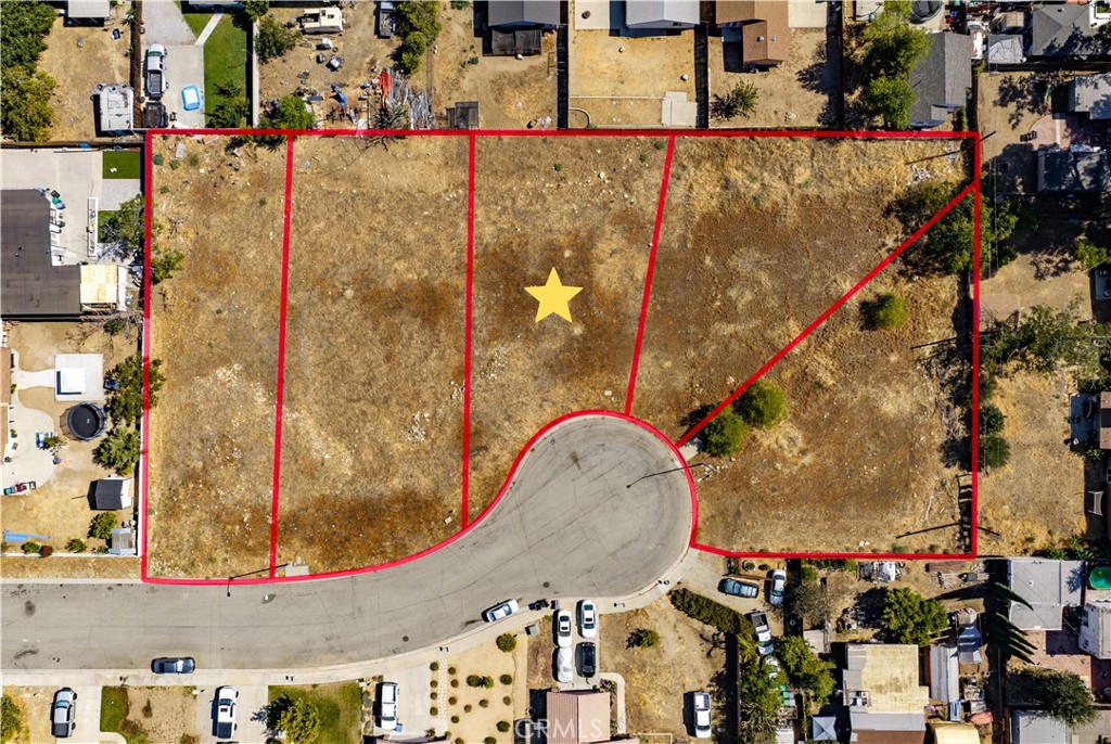 0 King Property Photo 2
