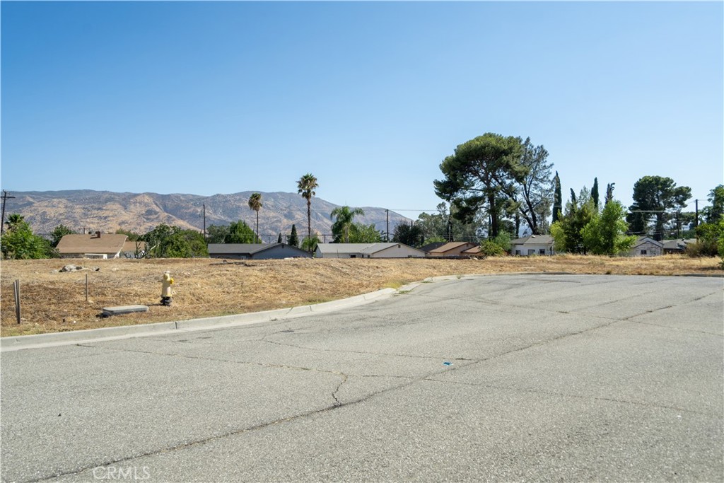 0 King Property Photo 34