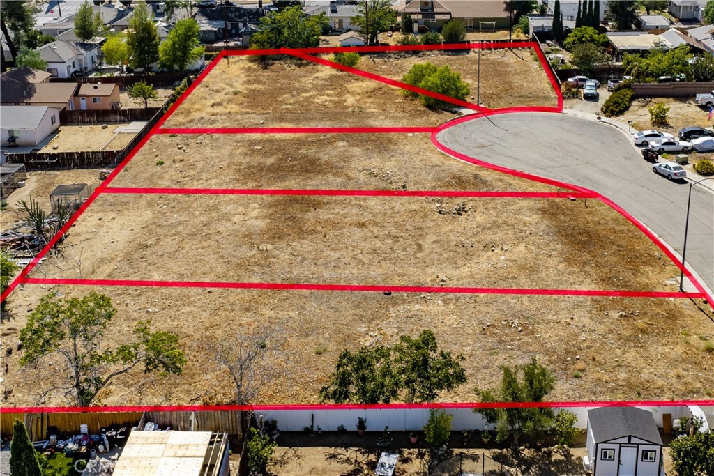 0 King Property Photo 5