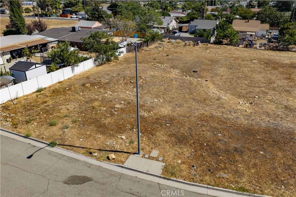 0 King Property Photo 7