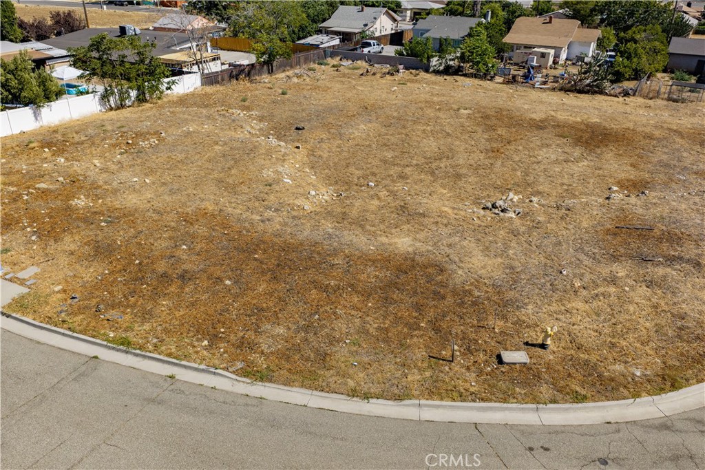 0 King Property Photo 9
