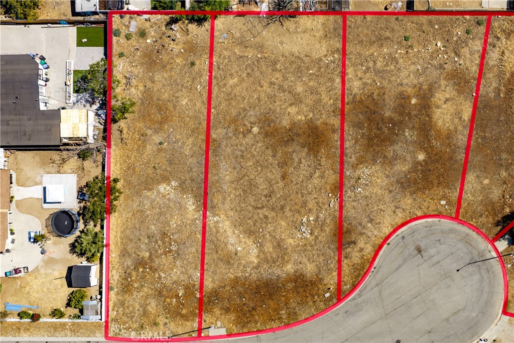 0 King Property Photo 3