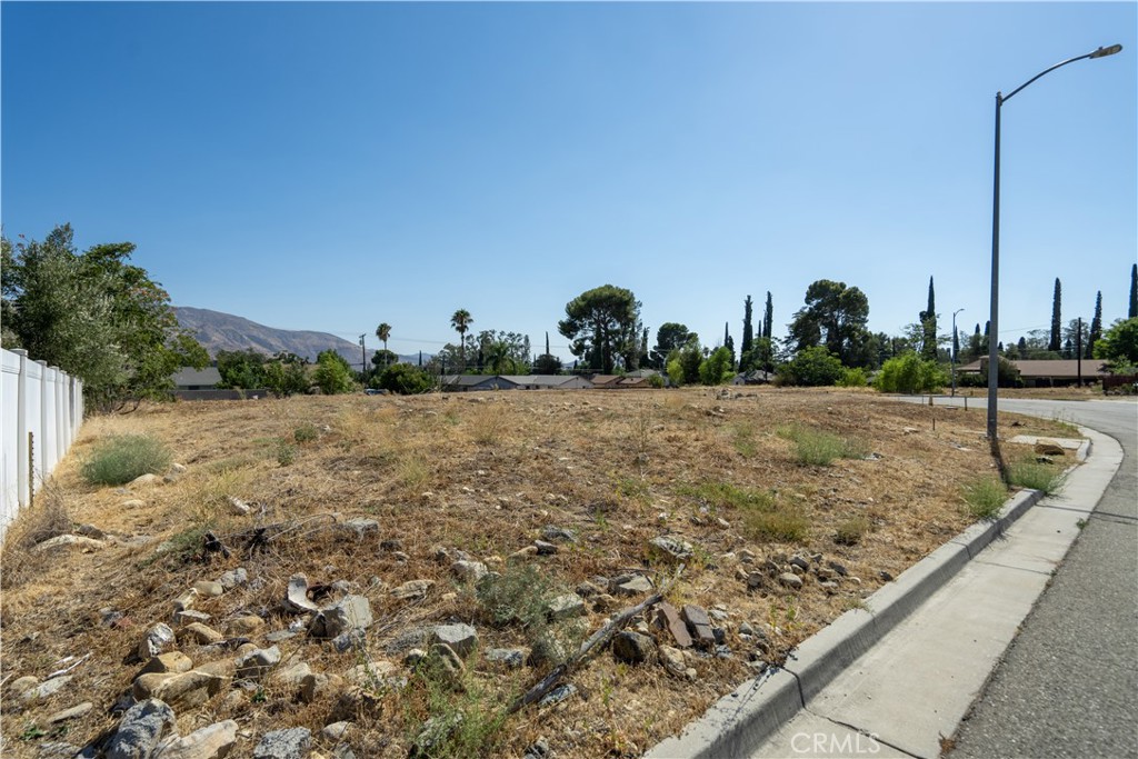 0 King Property Photo 27