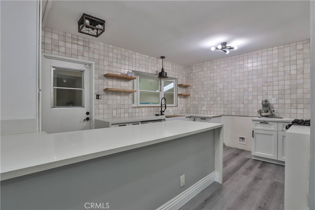 3031 Chestnut Property Photo 8