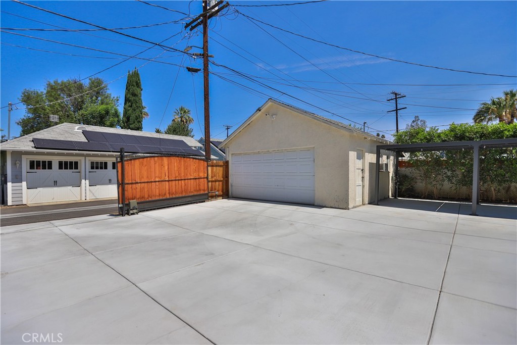 3031 Chestnut Property Photo 38
