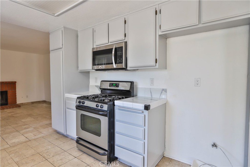 24307 Carman Property Photo 14