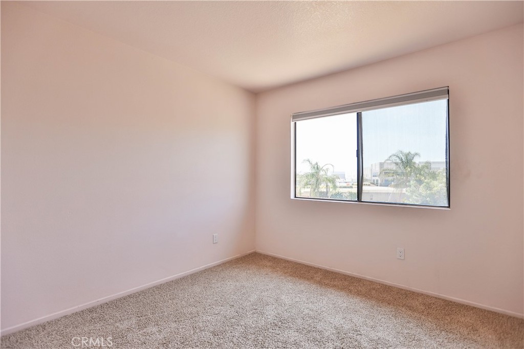 24307 Carman Property Photo 28